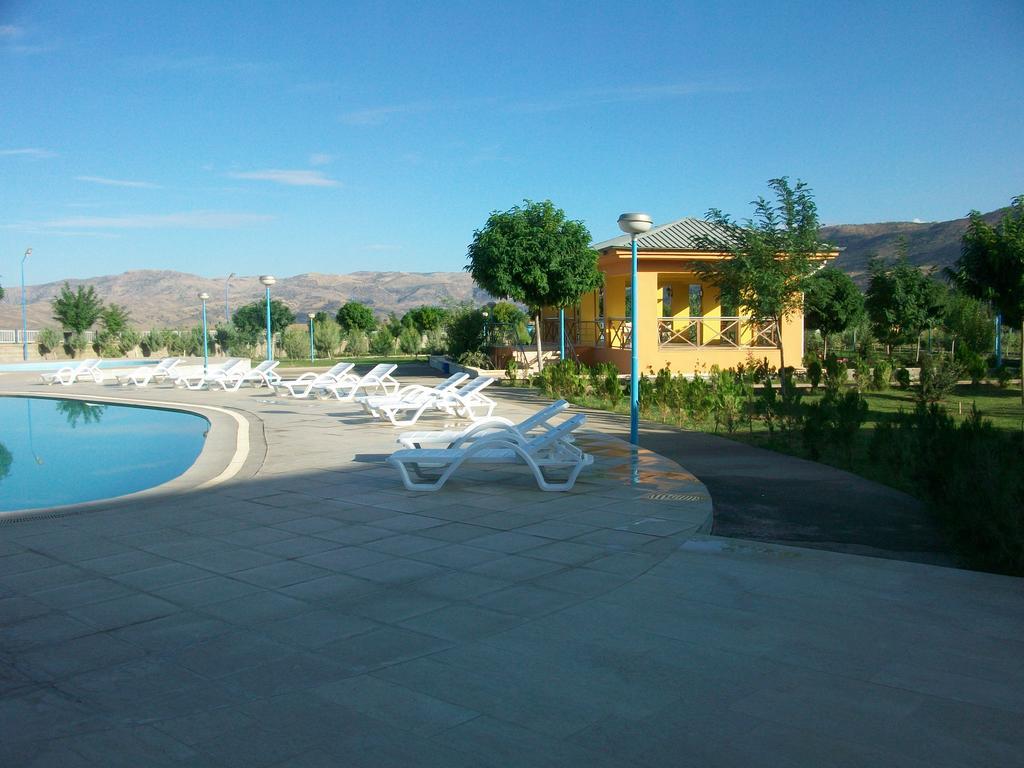 Bato Thermal Hotel Батман Екстериор снимка